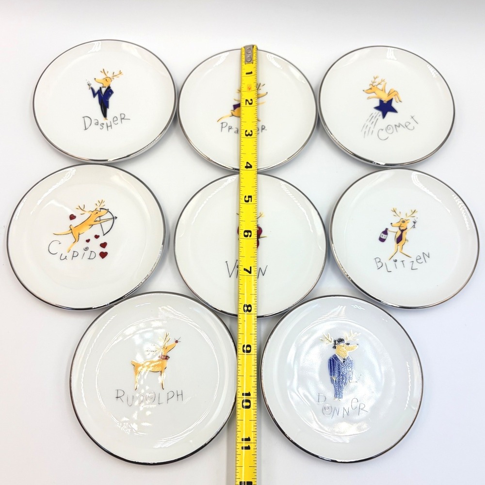 8 Pottery Barn Reindeer Appetizer Plates Coasters Christmas Holiday 4" Japan - Picture 4 of 8